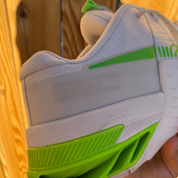Mens Size 9 Nike Metcon 8 Beige Green Strike DO9328-006 - Picture 10 of 10